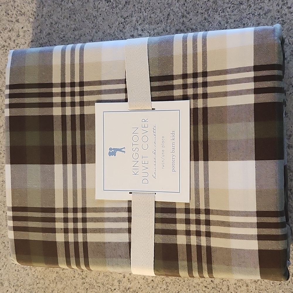 NWT Potter Barn Twin Duvet Cover - Kimgston